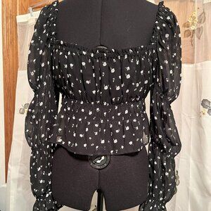 H&M Black and White Puff Sleeve Square Neck Top